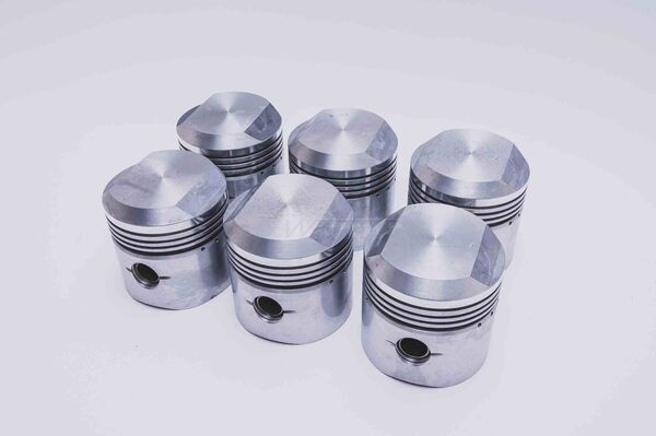 ASTON MARTIN DB4 3.7L PISTON SET - VB023-050-0163C