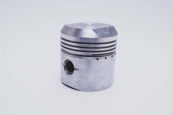 ASTON MARTIN DB4 3.7L PISTON SET - VB023-050-0163C